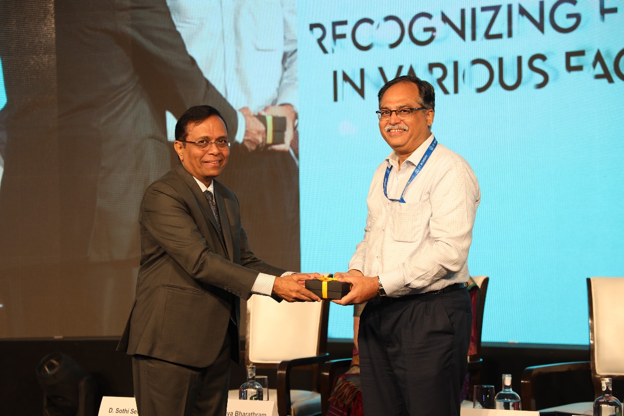 19 sept 25 pic5 IITB Director Address at ICC Seminar