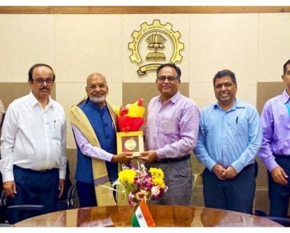 IIT Bombay Hosts Padma Shri Awardee Mr. Satyanarayan Nuwal