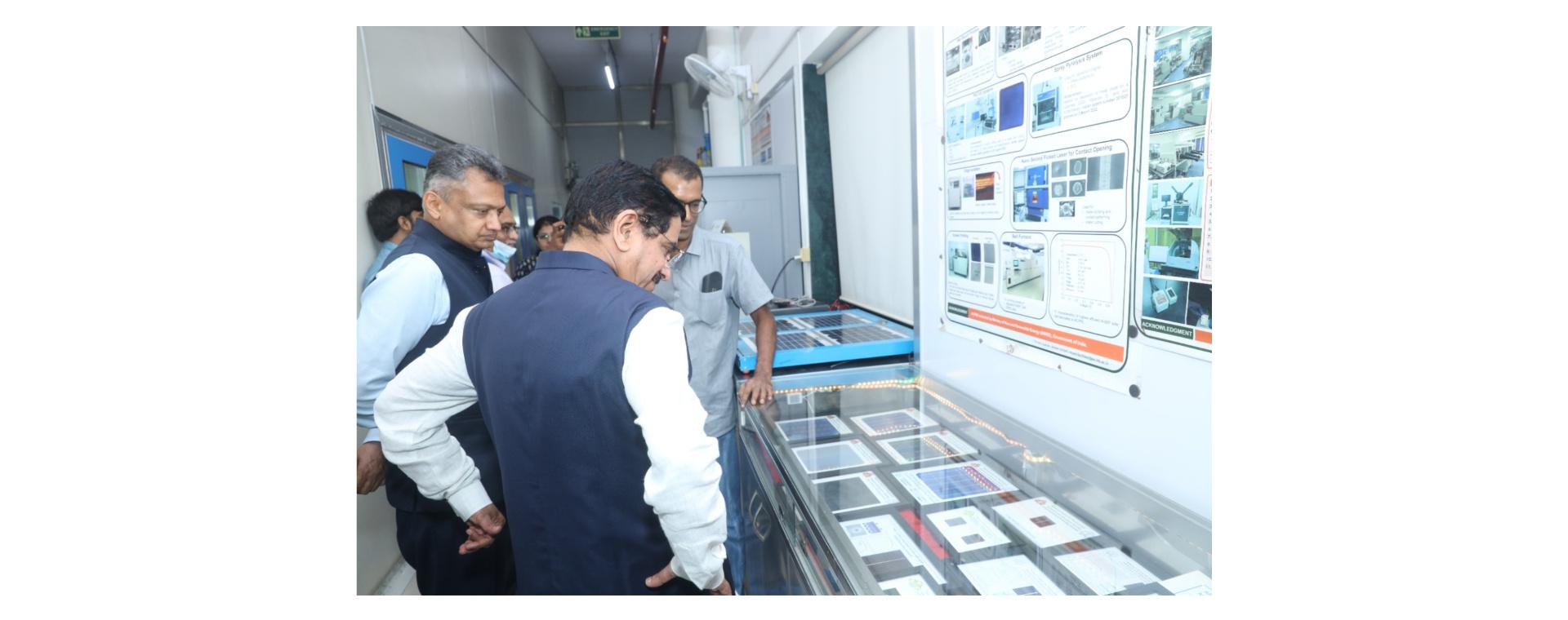 Union Minister Shri Pralhad Joshi Visits IIT Bombay