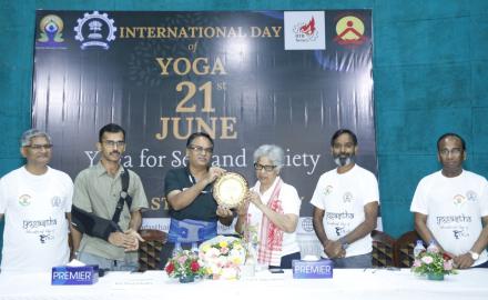 10th International Day of Yoga, IIT Bombay,IDY, Prof. Shireesh Kedare, Surya Namaskar,Yoga,Yogastha, Prof. K. Satya Lakshmi