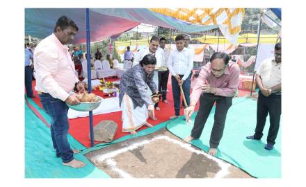 Ground-breaking ceremony of “Efficiency Apartments” at IIT Bombay