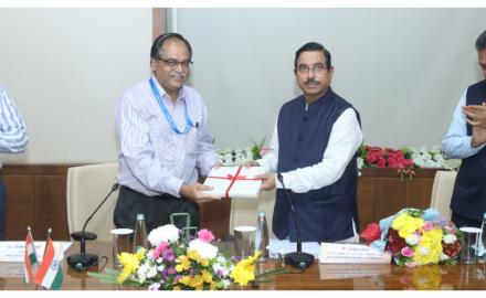 Union Minister Shri Pralhad Joshi Visits IIT Bombay